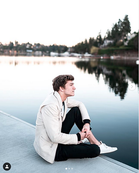 20200303-03-fashionismyonlyhobby-ig.png